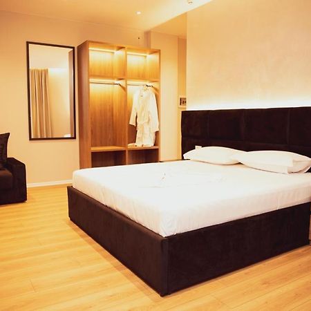 Hotel Continental Durrës Eksteriør billede