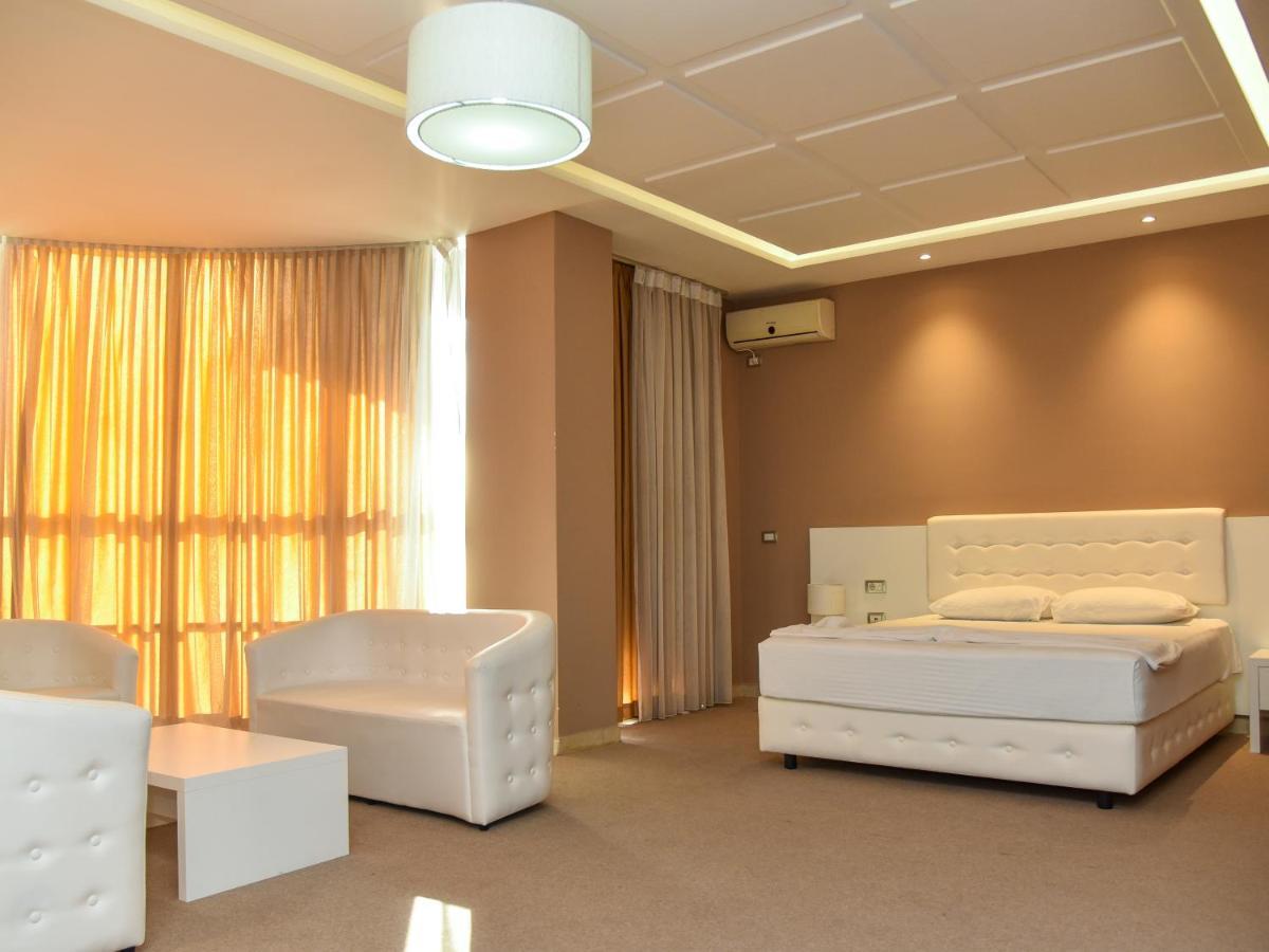 Hotel Continental Durrës Eksteriør billede