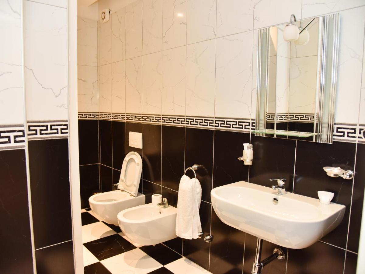 Hotel Continental Durrës Eksteriør billede