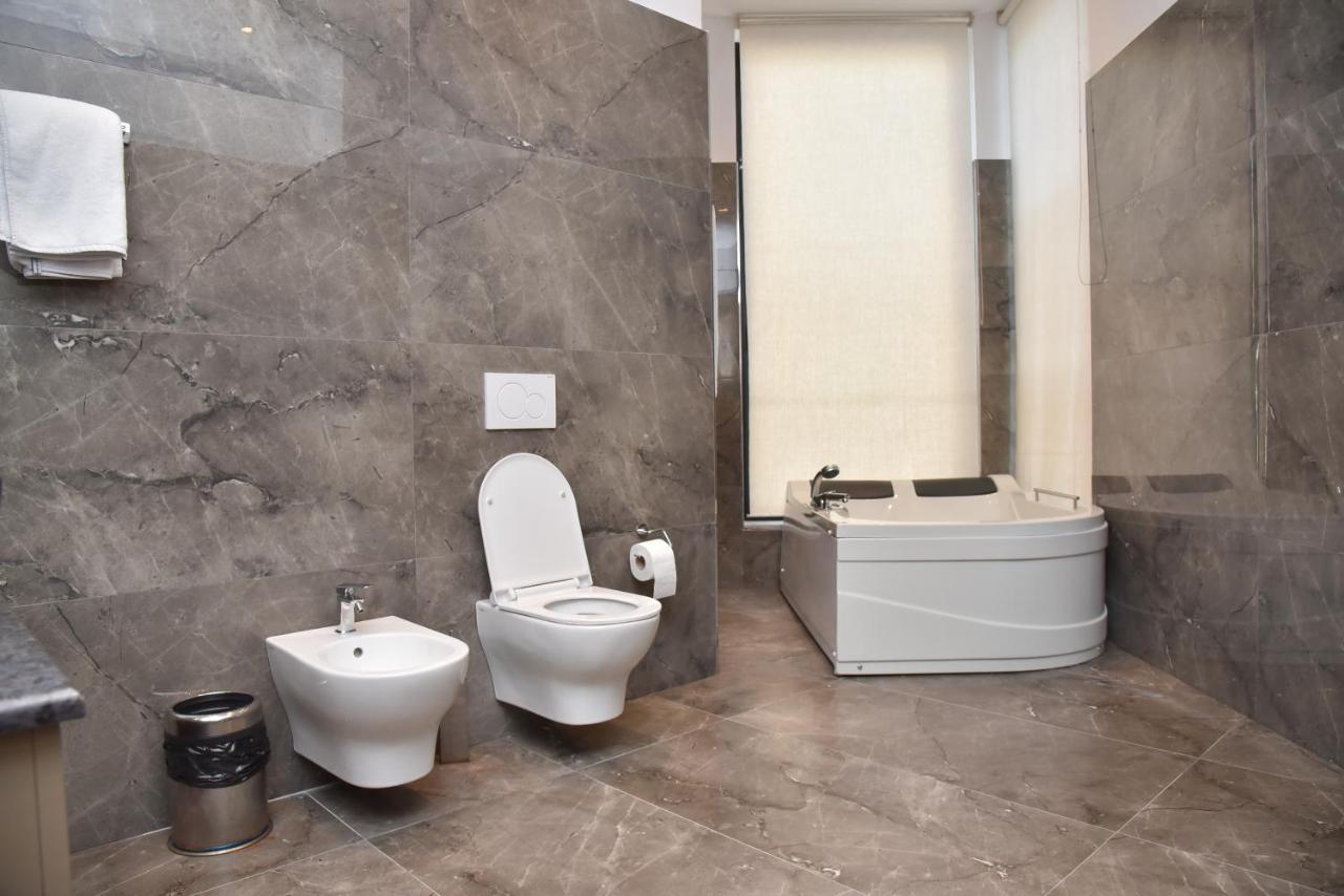 Hotel Continental Durrës Eksteriør billede
