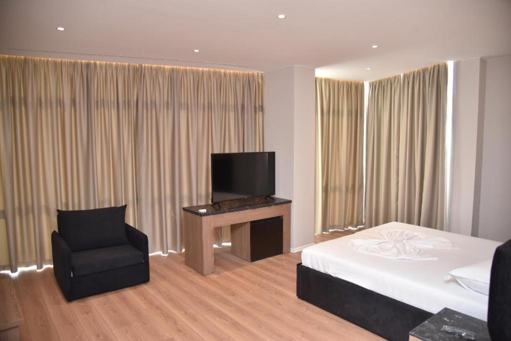 Hotel Continental Durrës Eksteriør billede